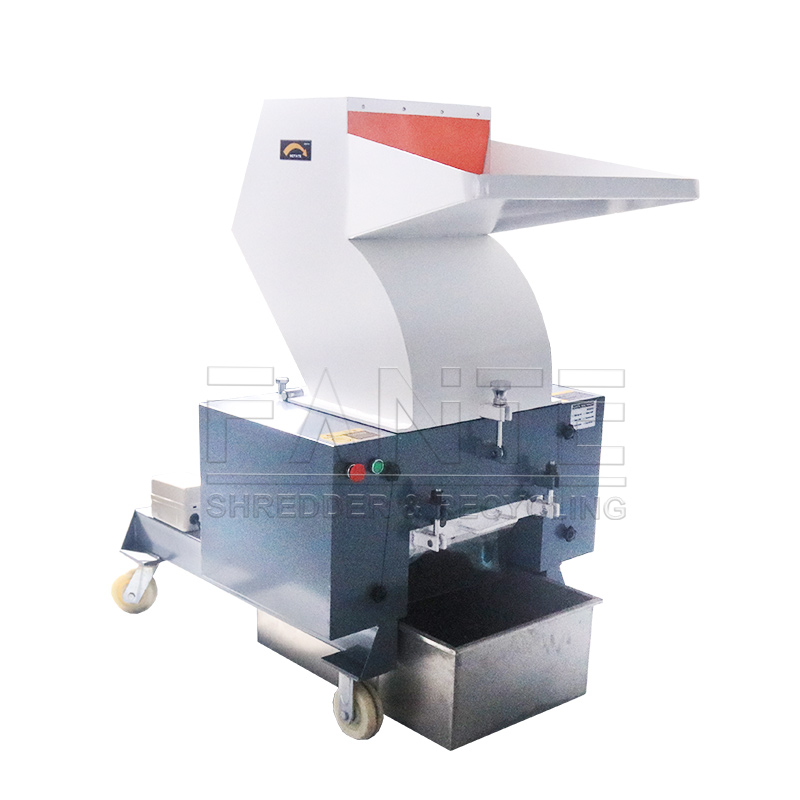 Plastic Crusher Waste Plastic Crushing Machine